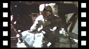 Frit fald på Månen