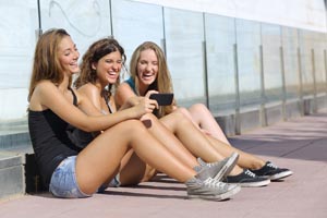 Tøser mobiltelefoner 300_200